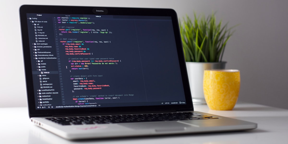 CodePen: The Front-End Playground for Creative Developers