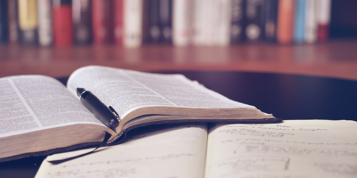 Obsidian: Build Your Personal Knowledge Graph